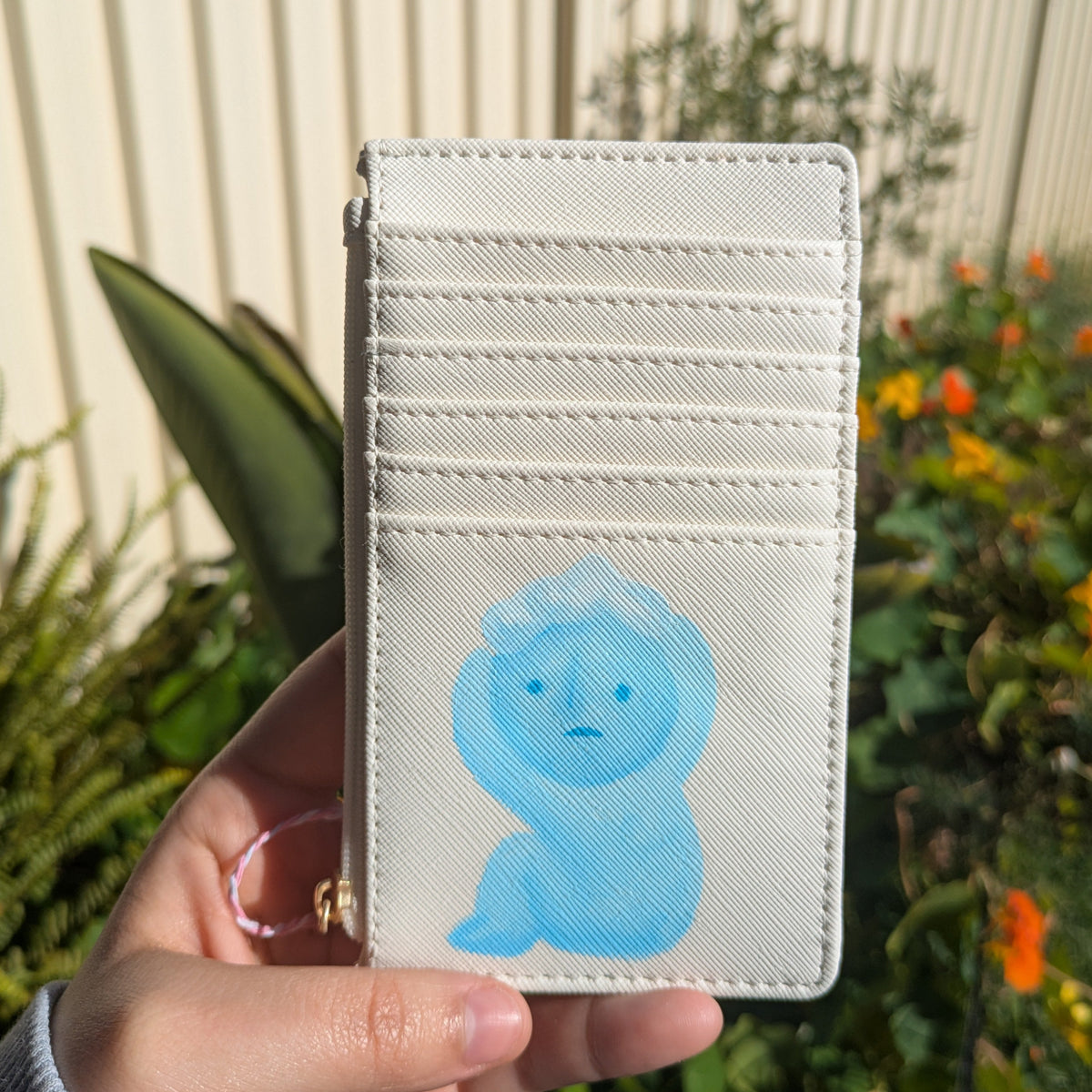 Slim wallet with smiski design - washing hair