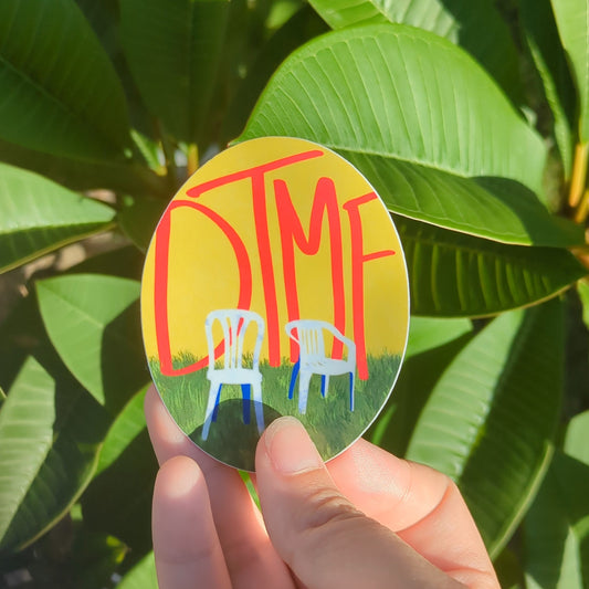 Pegatina de la portada del álbum DtMF